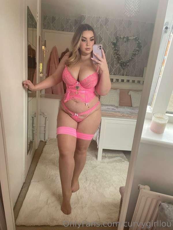 This set is just too pretty not to keep posting 💕