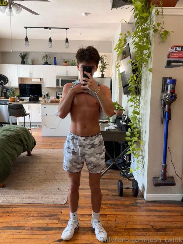 josh_twink image #0