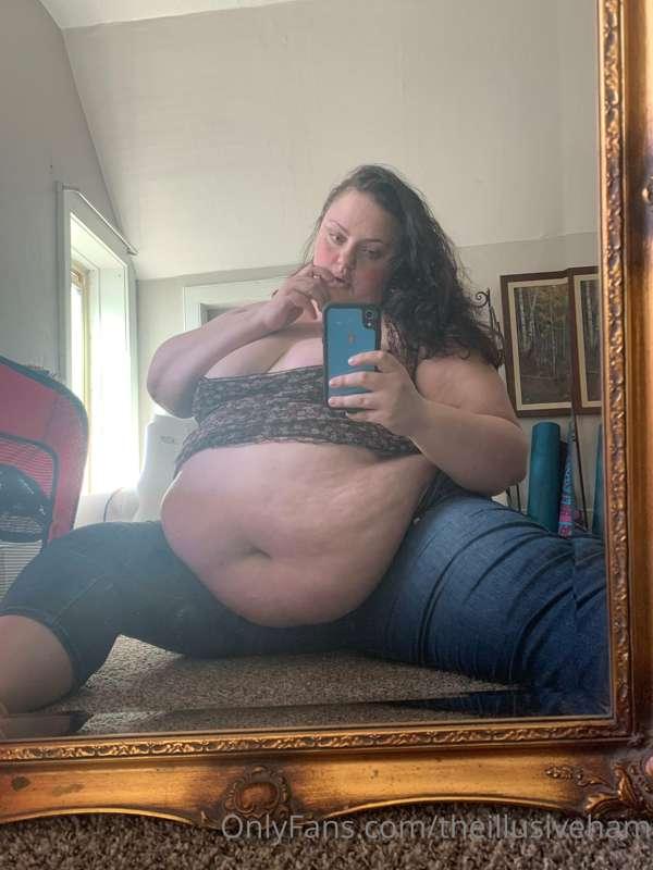 Fresh, Spring fatty vibes 🍃💚
Pls don’t mind the background, ..