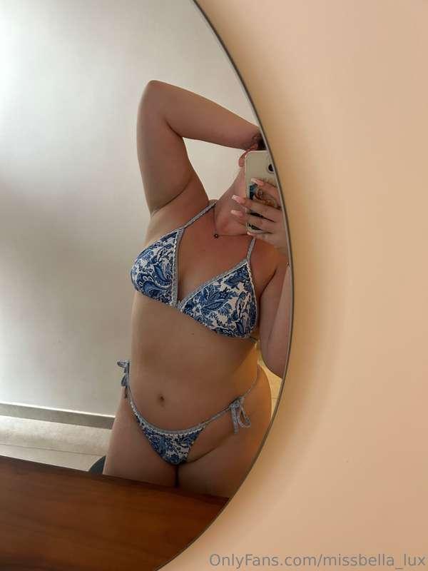 Need to get tanned😫