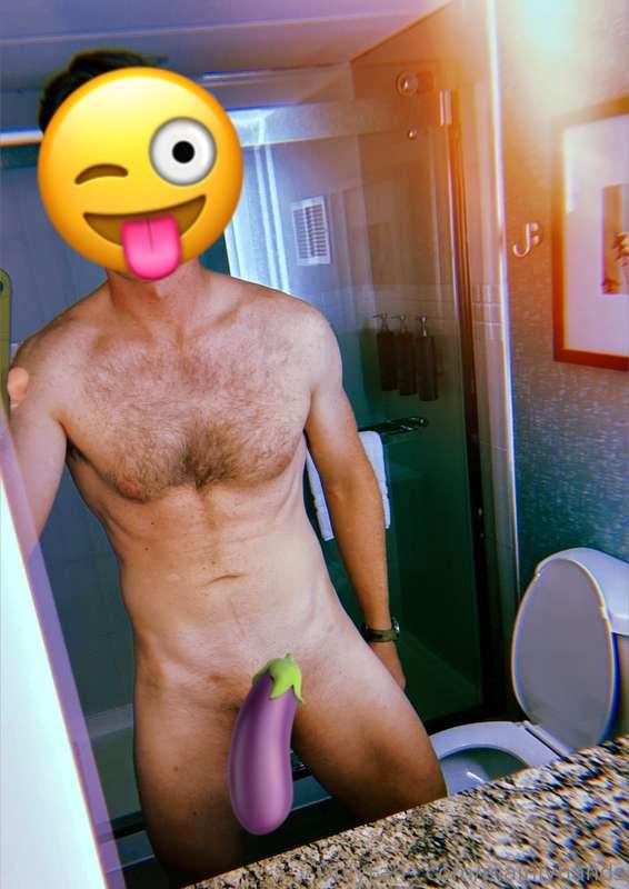 I love a hotel mirror