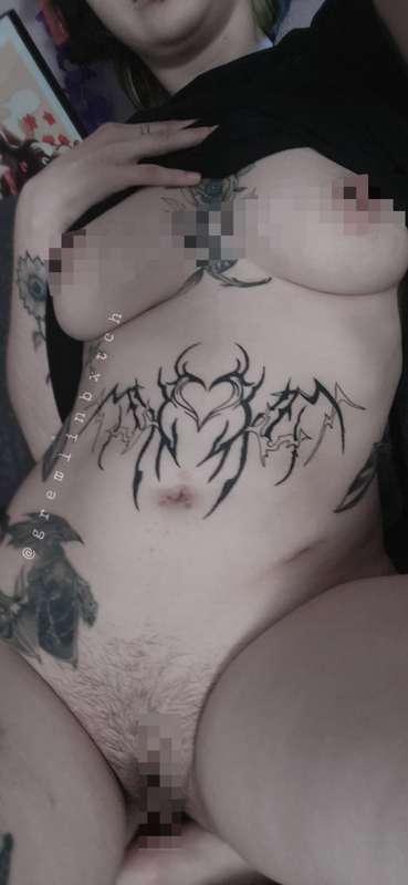 You know where to find the uncensored ;)
https://fans.ly/gre..