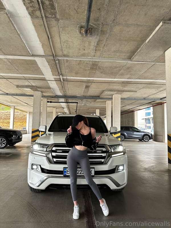 🌷Having a car nowadays is almost the first necessity.😶  In t..