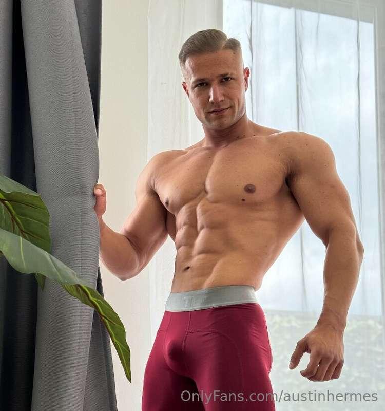  Want to play a little game? Guess what’s hiding under here!..