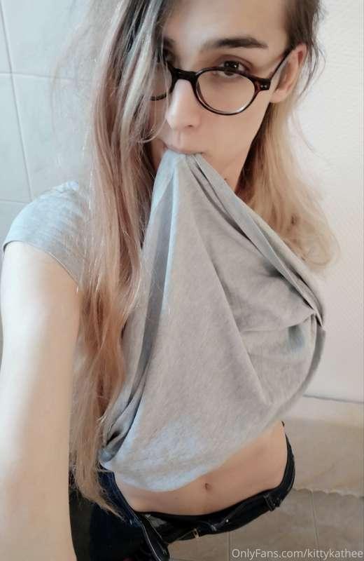 When Kitty promises, she delivers ~ 💖