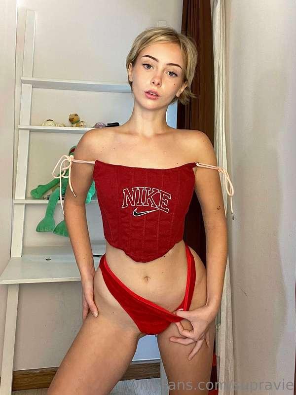 girl in red
