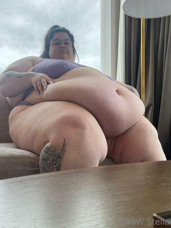 Fuck, my belly is huge! I think I’m due for a weigh in. Comm..