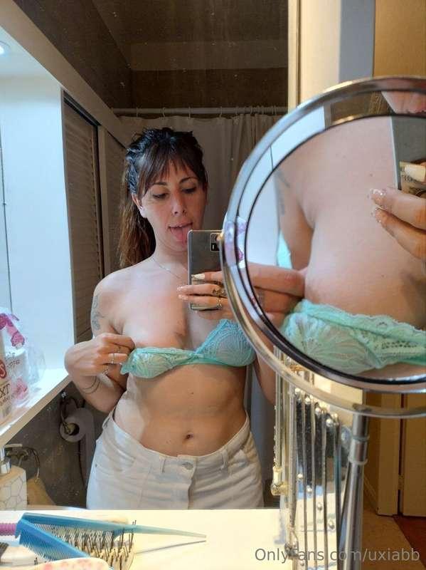 DM me if you wanna see it without bra