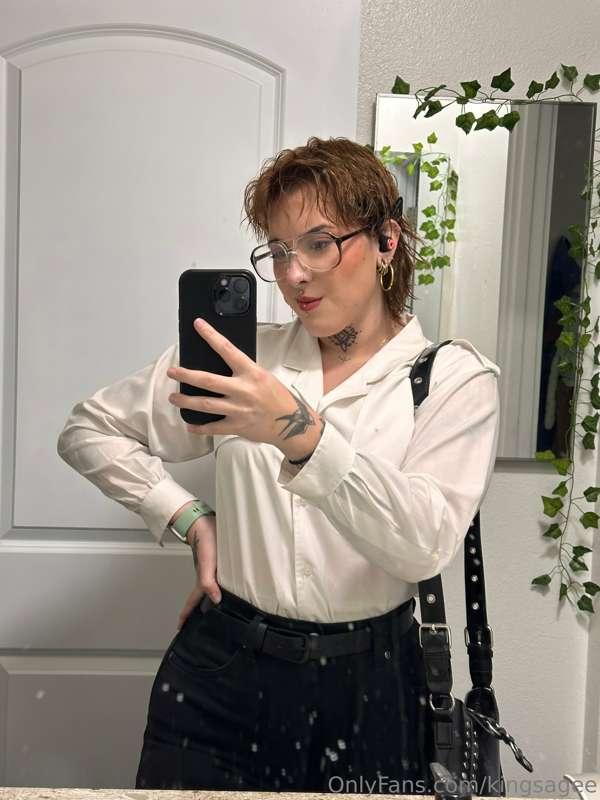 SFW, but I liked my job interview outfit today 🫣