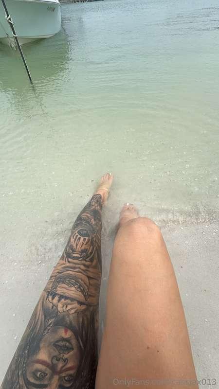 Got some new feet pics with a starfish 🦶😉 message me to see ..