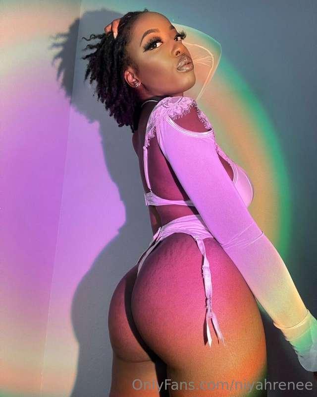 niyahrenee image #6