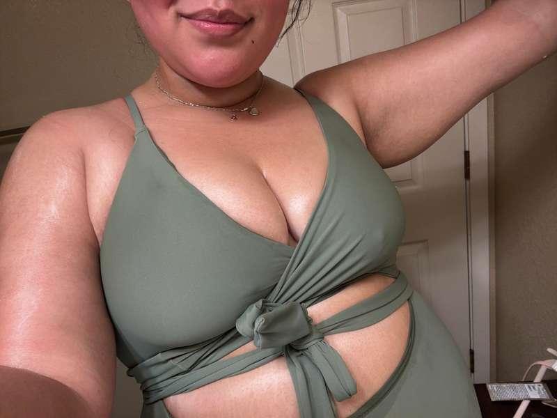 Getting ready for a Beach Episode day :3   (Also, I’m curren..