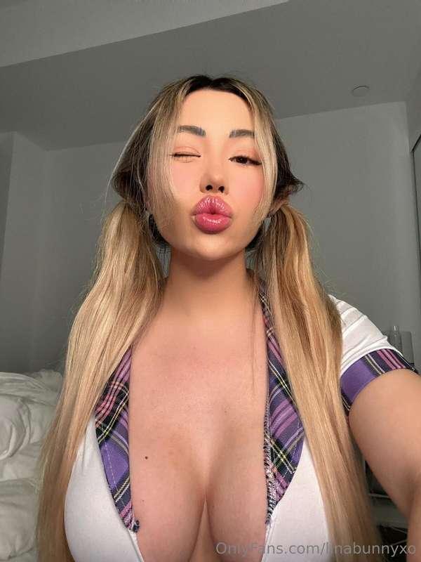 Gimme a kiss daddy 😘