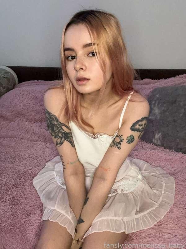 ~ sitting :3

#petite #teen #young #loli #alt #egirl #ddlg #tattooed