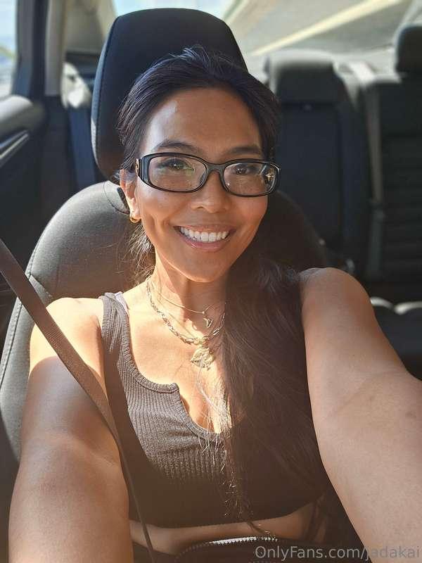 Ok livestreaming Friday night 6 30(ish) pm pst with krystal ..