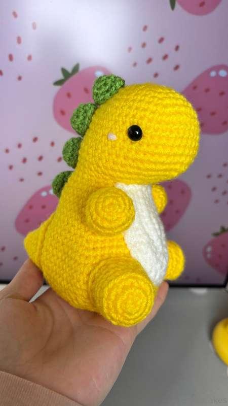 YOU GET TO NAME THIS ONE!! comment and i'll choose the funni..