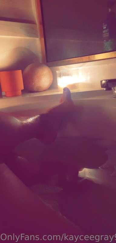 kayceegray89 image #0