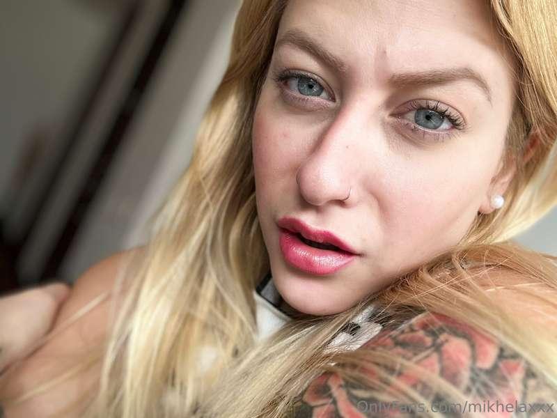 Deep eyes 👑