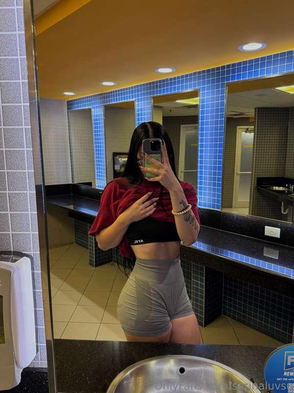 sarinaluvsu image #0