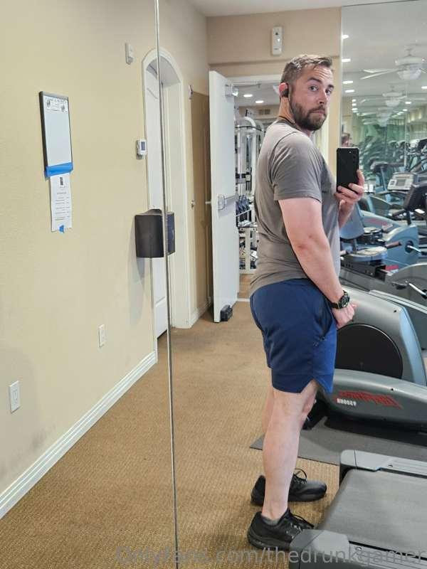 Just a little gym pic from today. I has zero motivation toda..