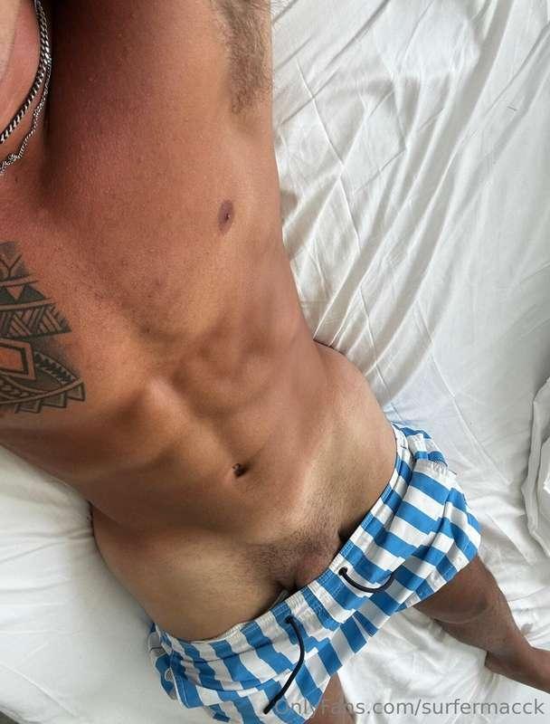 Can you resist the charm?😏🍆