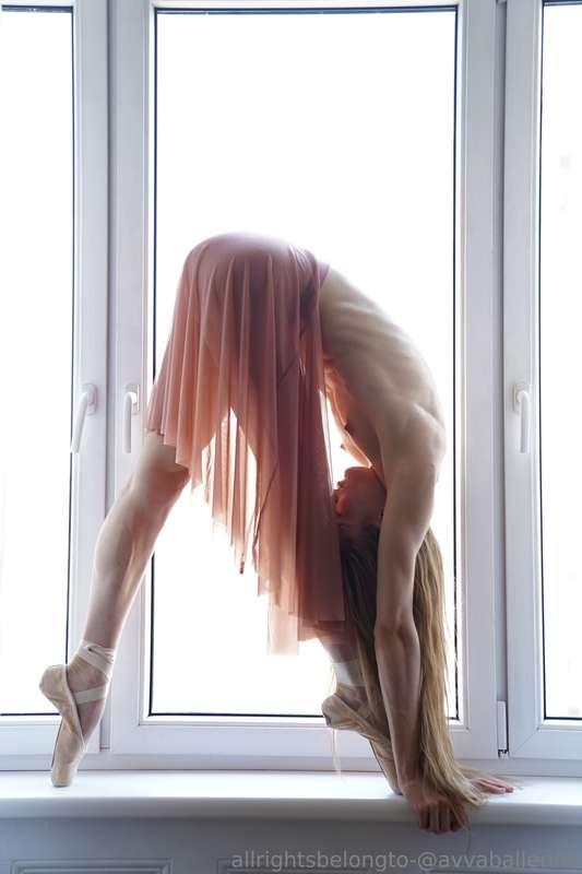 avvaballerina image #0