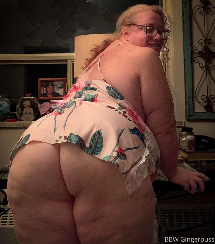 Trying on some new lingerie. What do you think?!