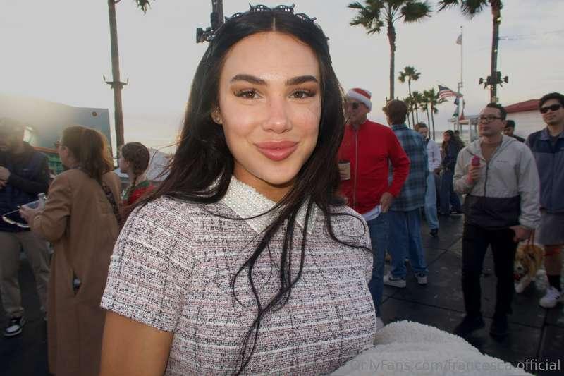 Boardwalk strolls 🥰