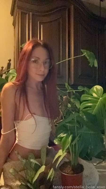 Gardening but sexily 🤩 because it’s time to tend to the jungle… no not ‘thaaat’ jungle 😜 the plant jungle silly goose 😇 

#fyp #plants #nature #sexy #hot #420 