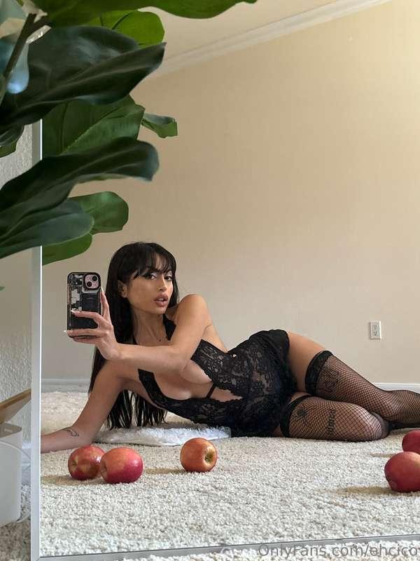 oops 🫣 i don't think this fits me anymore 🍒