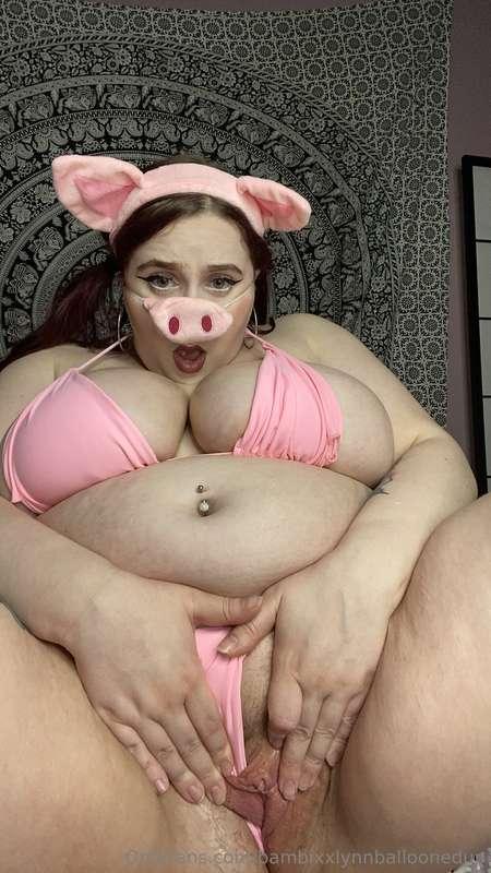 Pretty piggy pussy 🐷🐷🐷