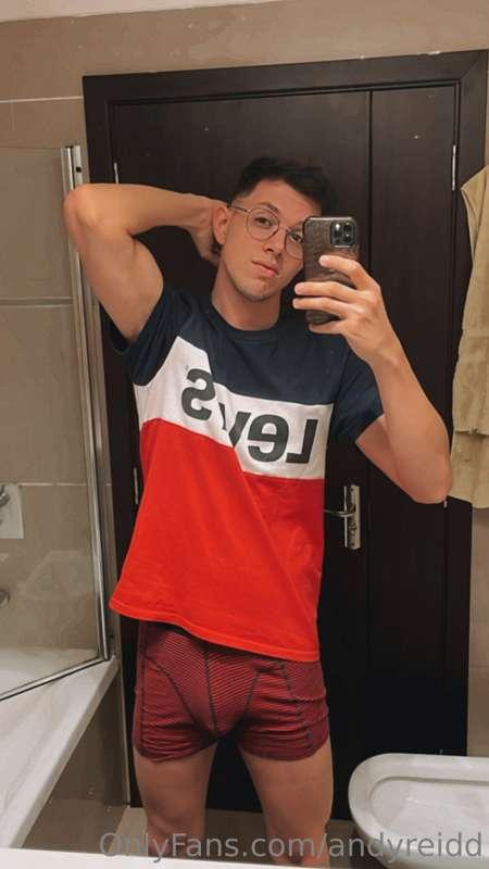 💙🤍❤️