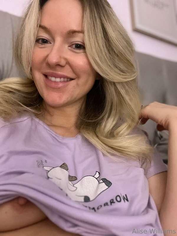 Whoopsie! Pj nip slip! 🍒 rest well my darlings! p.s did I ev..