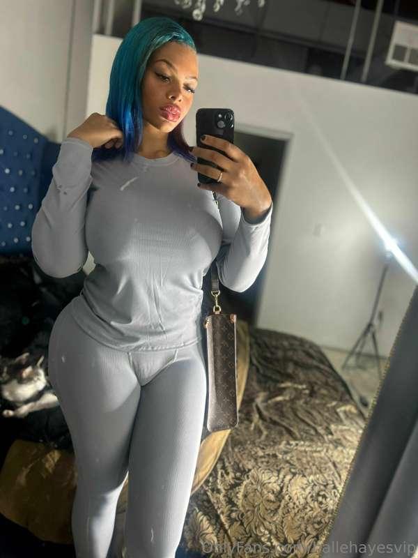 front or back view? 😚