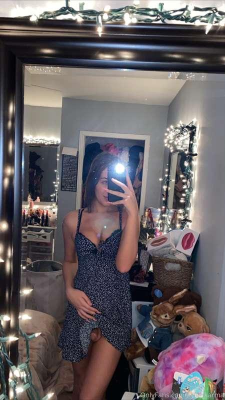 Its almost summer dress with no panties season☀️