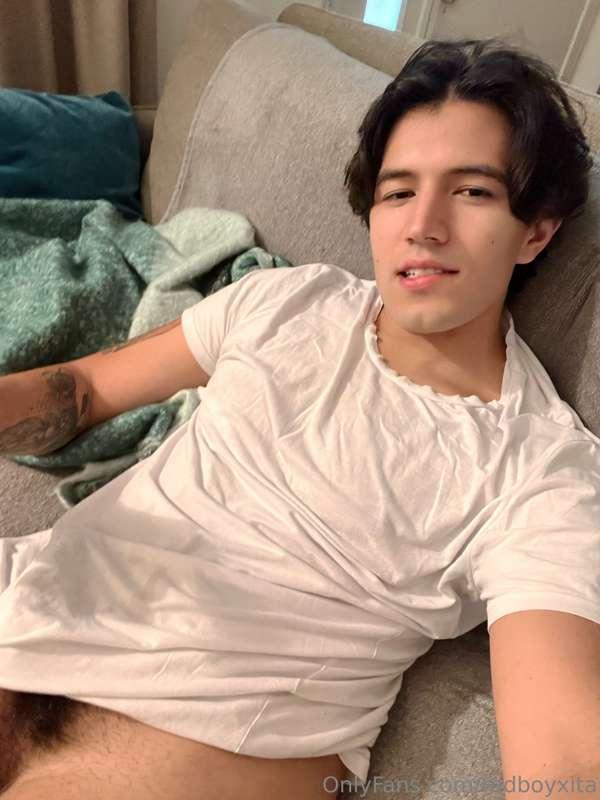 Short hair or long hair?  
I am not talking about my dick 🤪