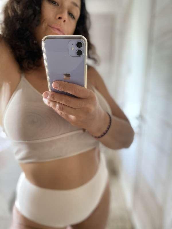 Hey guys!How was your weekend?🍑Hot?