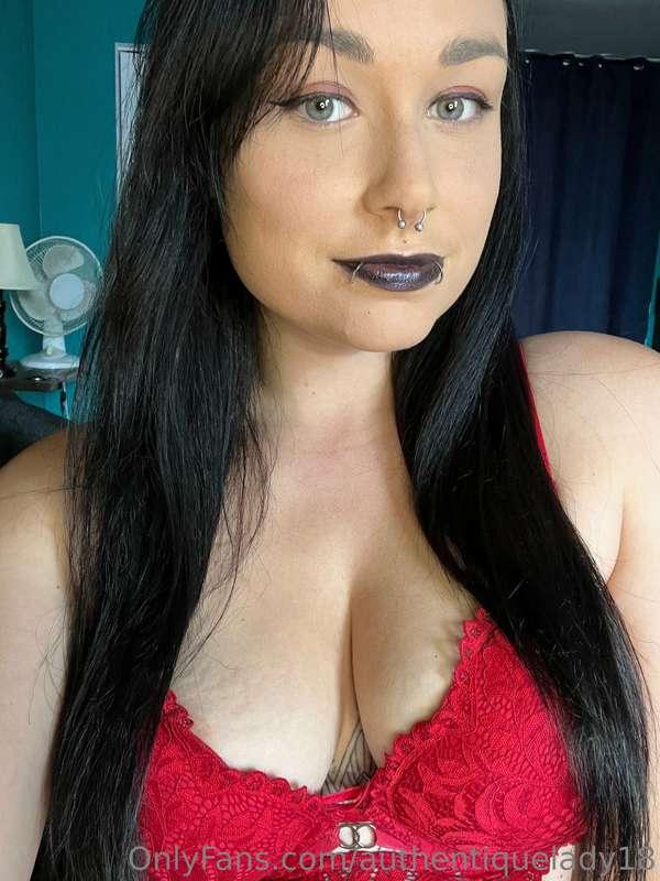 Et oui , un ptit Dark make up 😈🥰 Hésite pas à venir débloque..