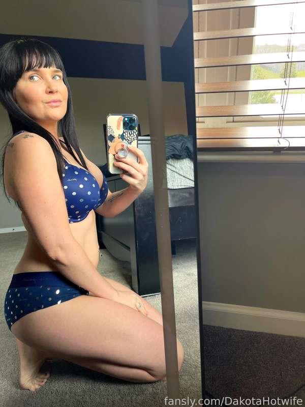 dakotahotwife image #20