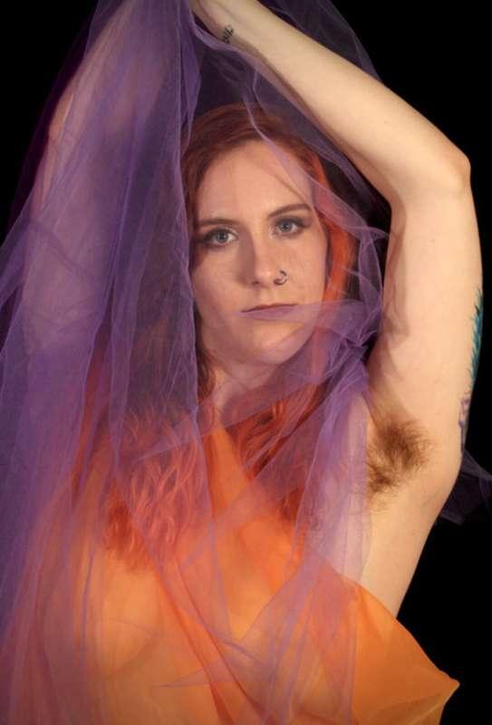 Verrrry old pics of me! Full photoset for purchase in my sto..