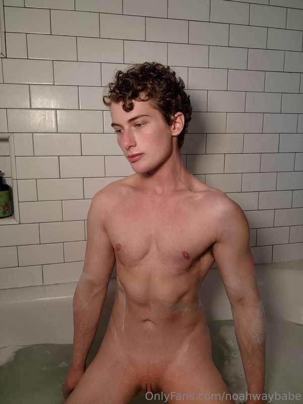 noahwaybabe image #2