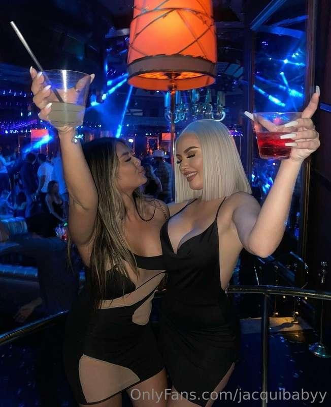 Thats my bestie @alyssa.santos 🥂