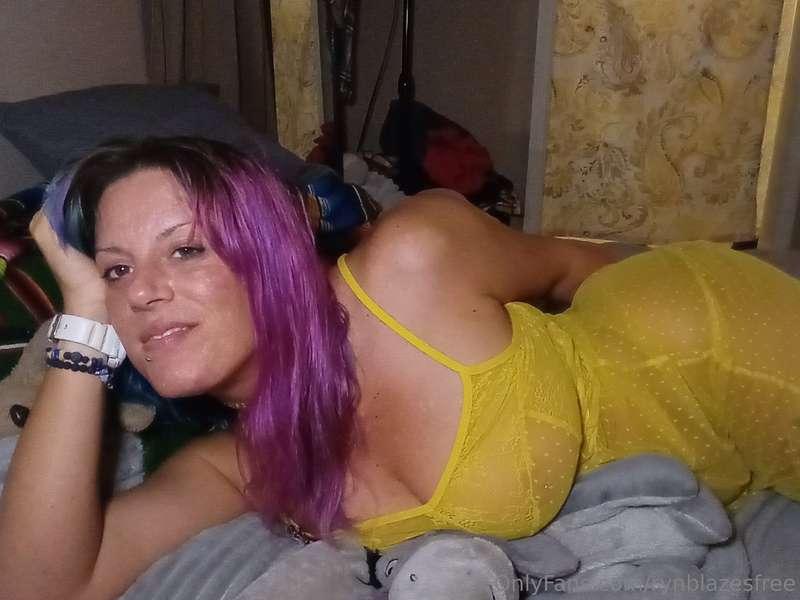 I just wanna be eaten out for lunch.