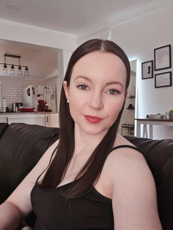 Selfie Sunday-Hope you're having a great weekend! 