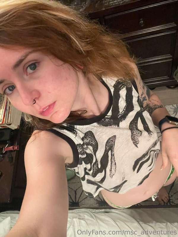 Got excited and gave my camera man a good blow job. Proceedi..