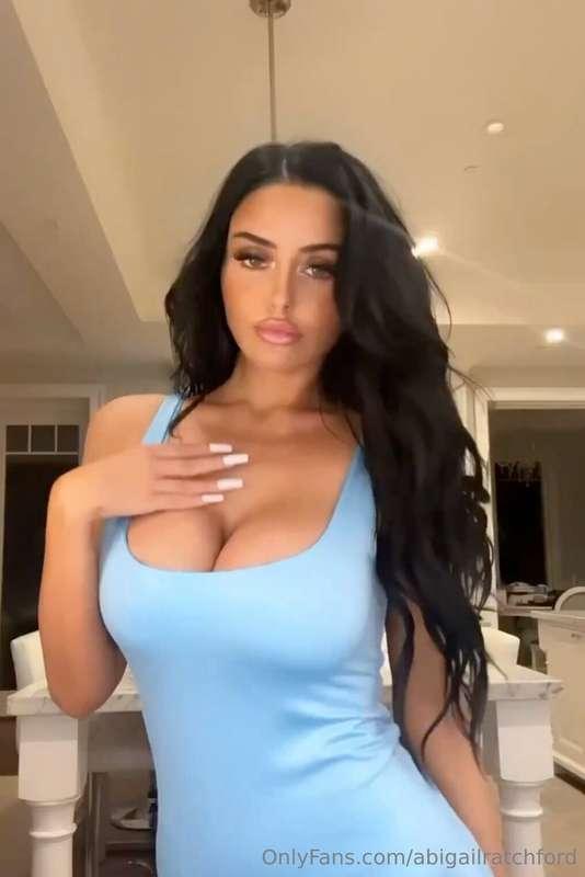 😘