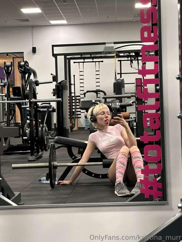 I can’t imagine my day without movement 🏃‍♀️Morning runs, ev..