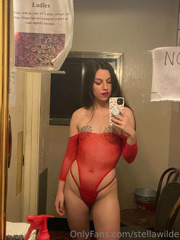 last night was my best night yet!!! we had the coolest bache..