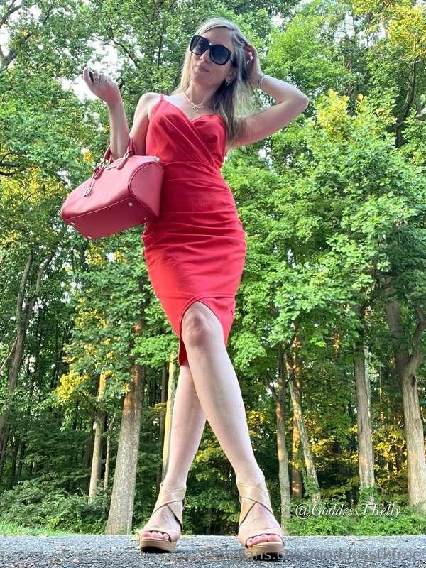 I look so sexy tonight! The girls and I are having a night o..