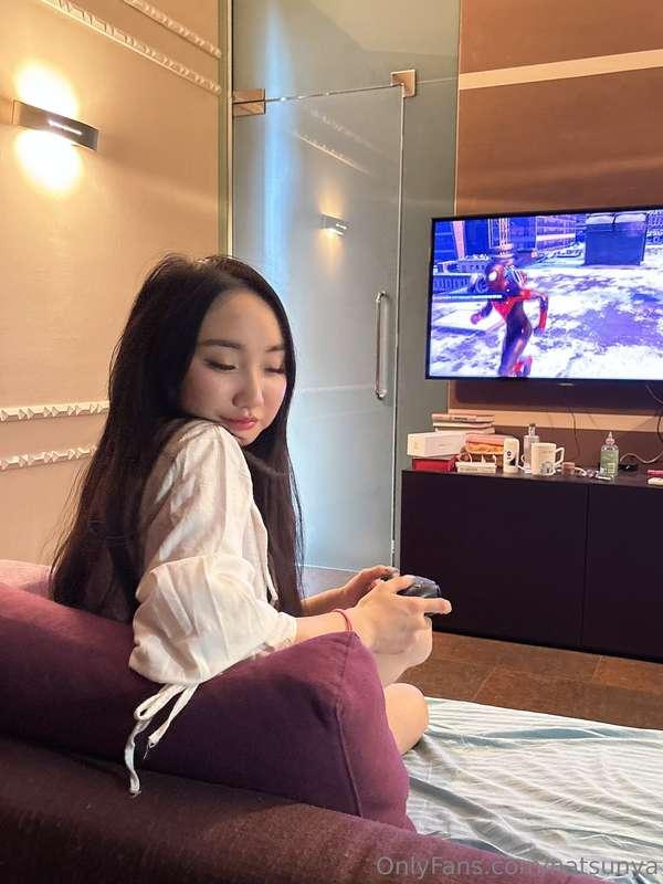 Aaaah I don’t get these buttons at all!! أ‿أBut I still ran ..